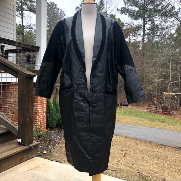 Vintage leather trench coat - Picture 2 of 14